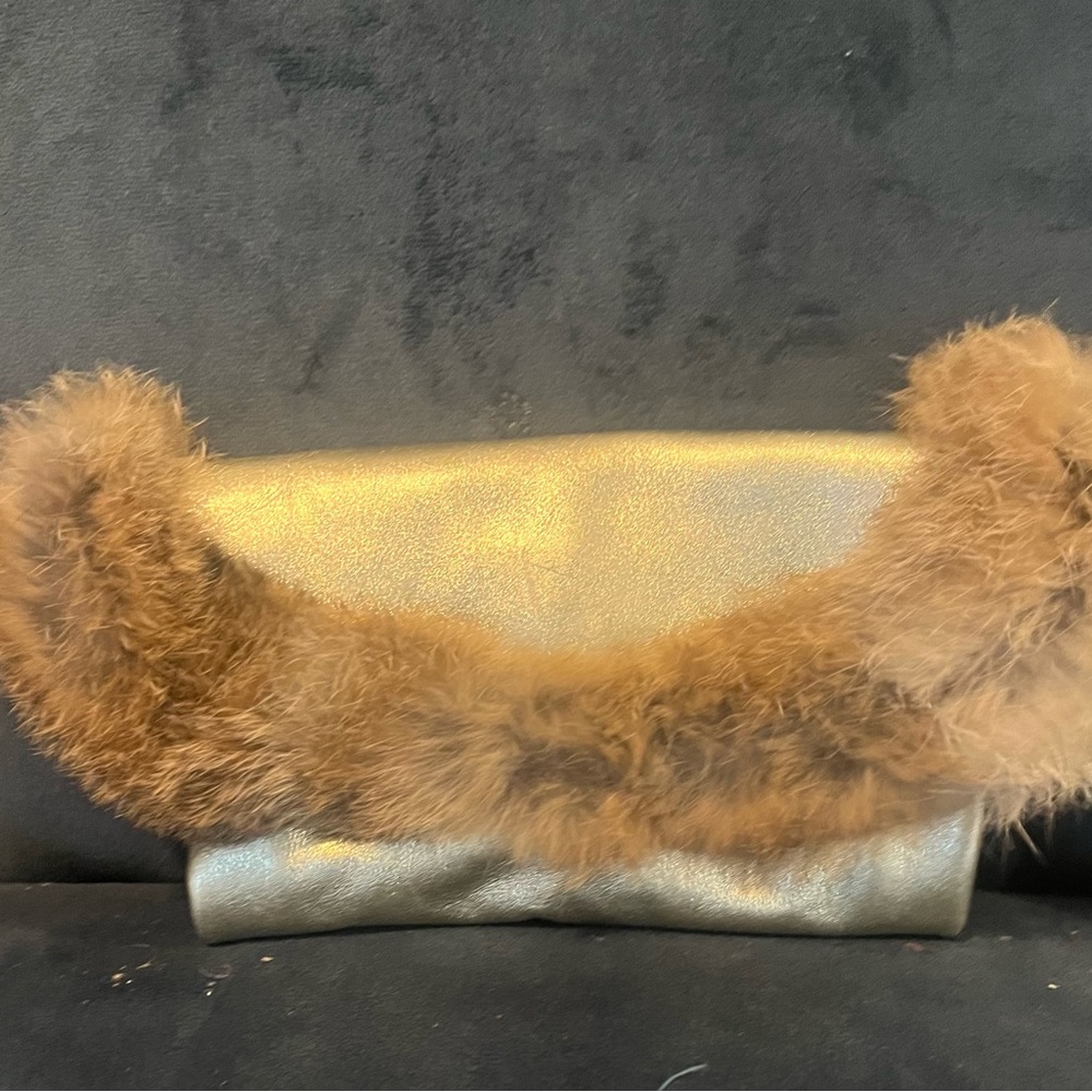 Elegant Gold Clutch with Faux Fur Trim